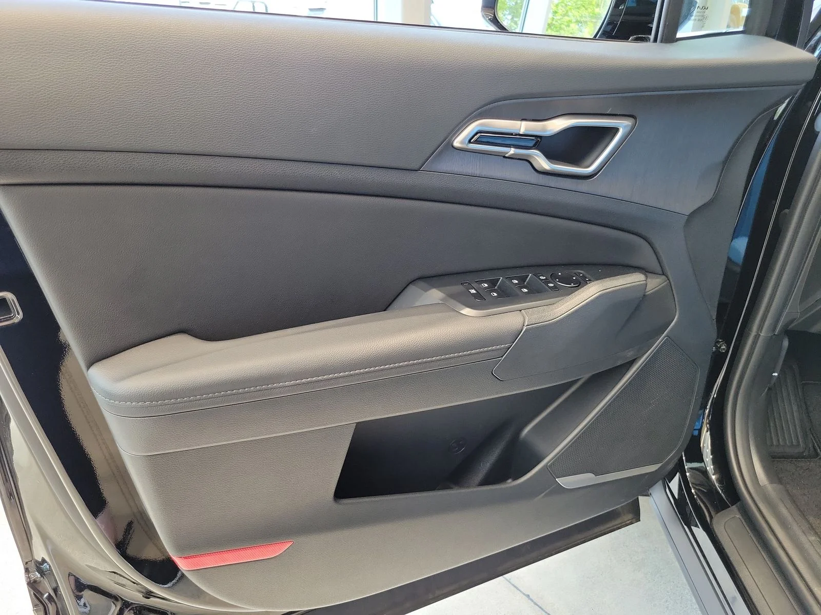 New 2026 Ebony Black Kia X-Line image 7