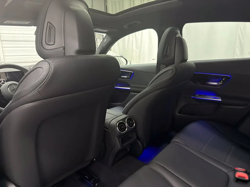 New 2027 Black Mercedes-Benz GLC 300 Coupe image 22