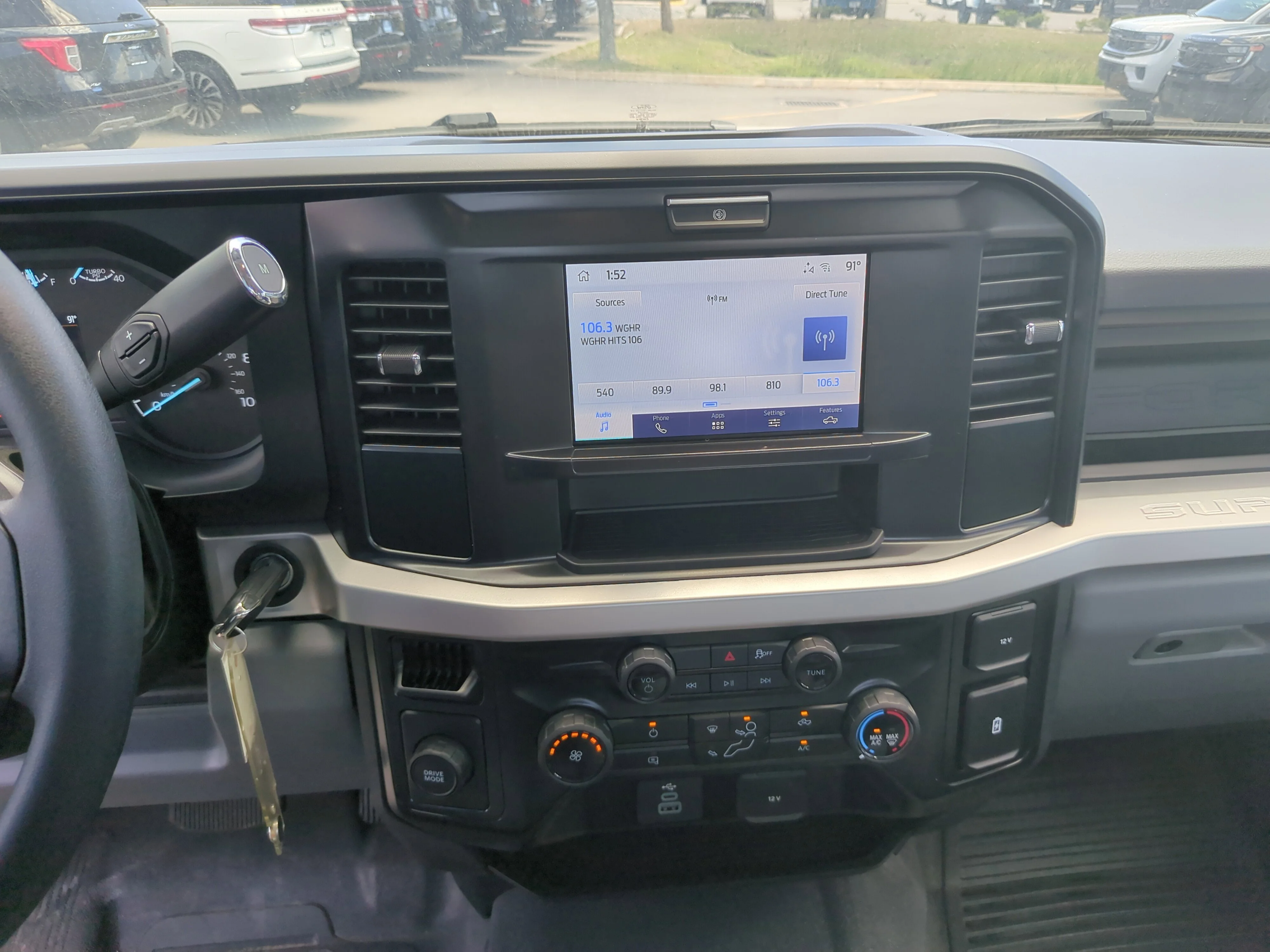 2025 Ford F-450 Super Duty Chassis Cab XL - Photo 15