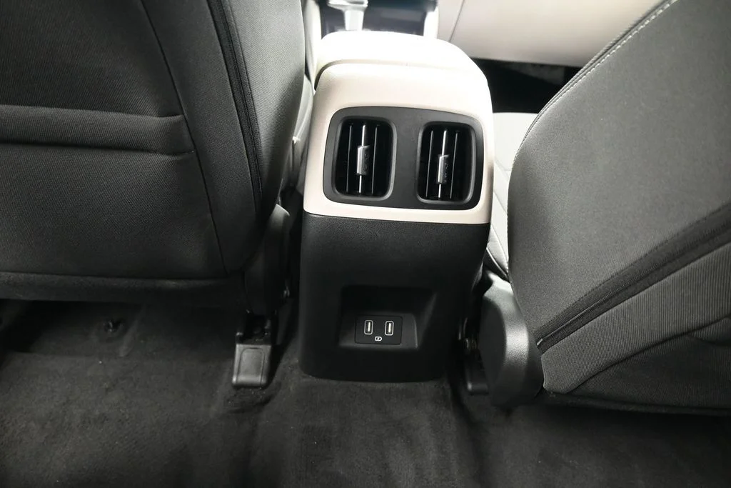 Used 2024 White Pearl Hyundai SEL image 34