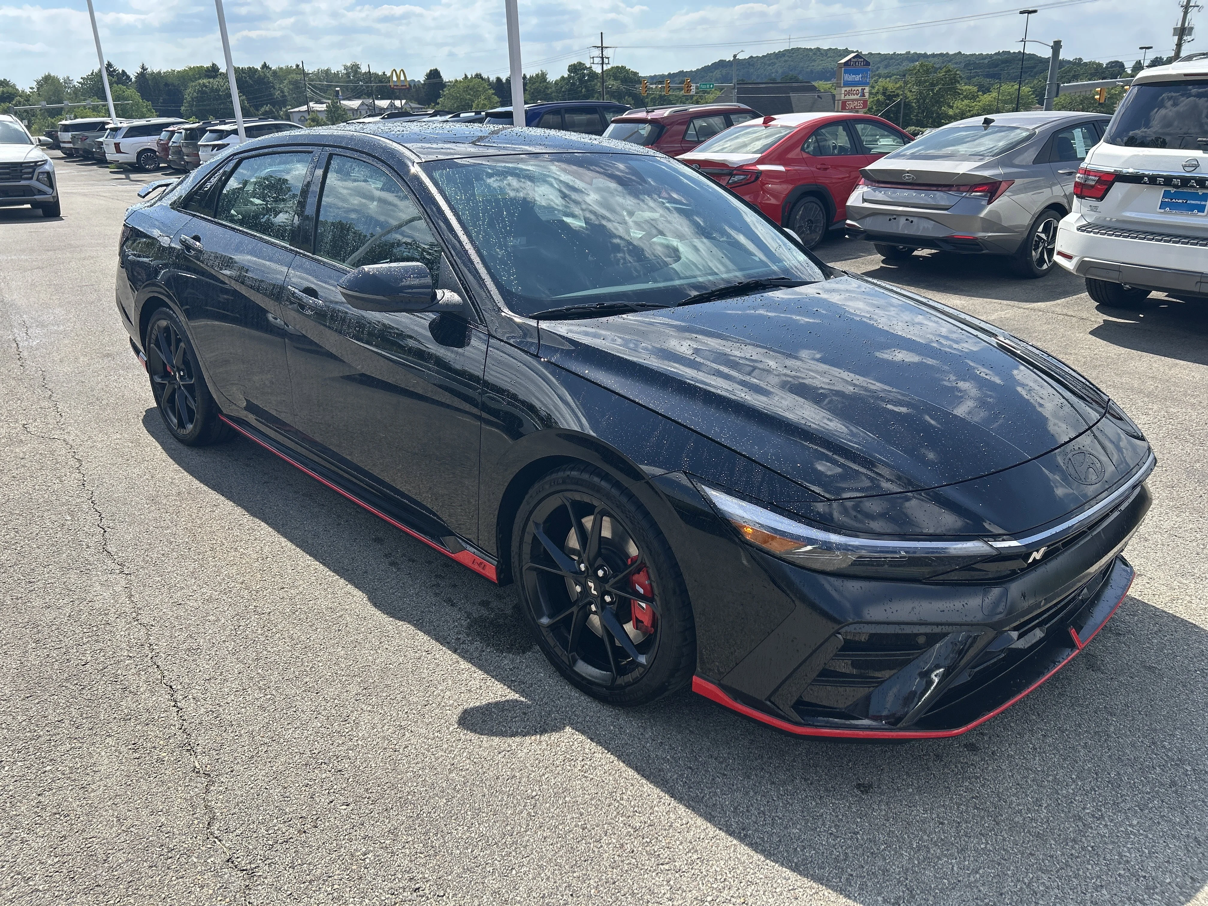 Used 2025 Abyss Black Hyundai Base image 1