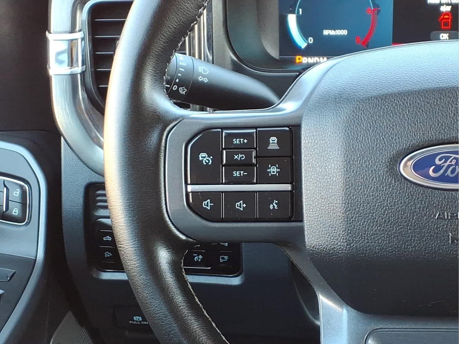 Used 2025 Avalanche Ford LARIAT image 21