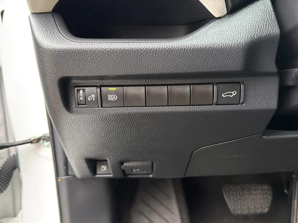 Used 2023 White Toyota XLE image 42