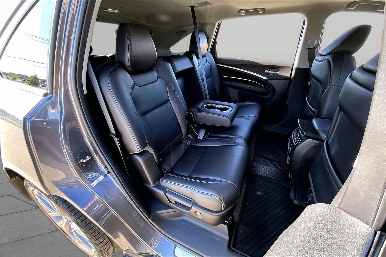 Used 2017 Modern Steel Metallic Acura w/Technology Pkg image 20