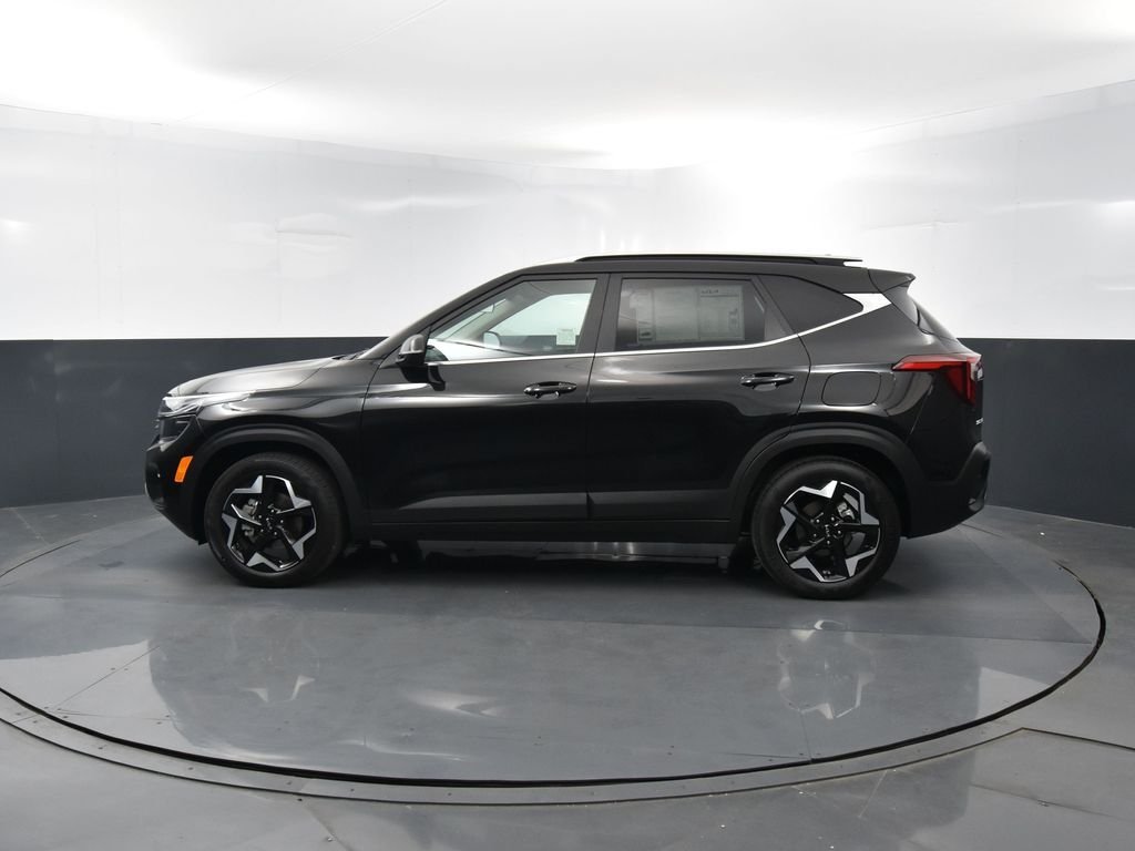 Certified Used 2025 Fusion Black Kia EX image 31