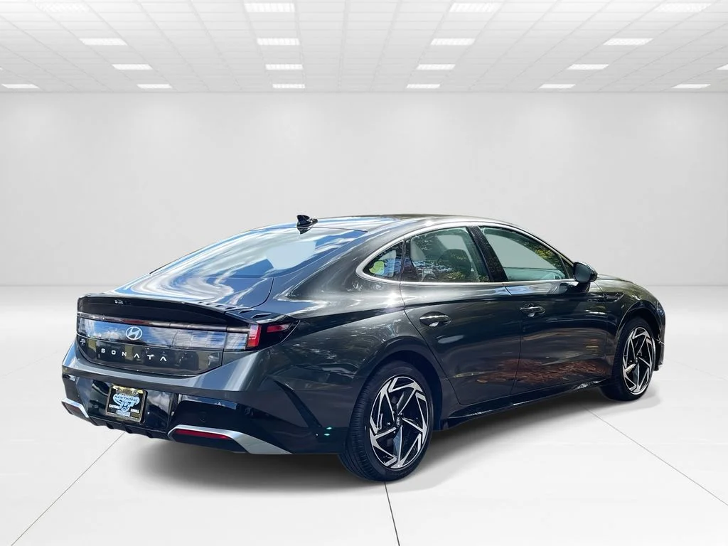 New 2026 Gray Hyundai SEL Sport image 6