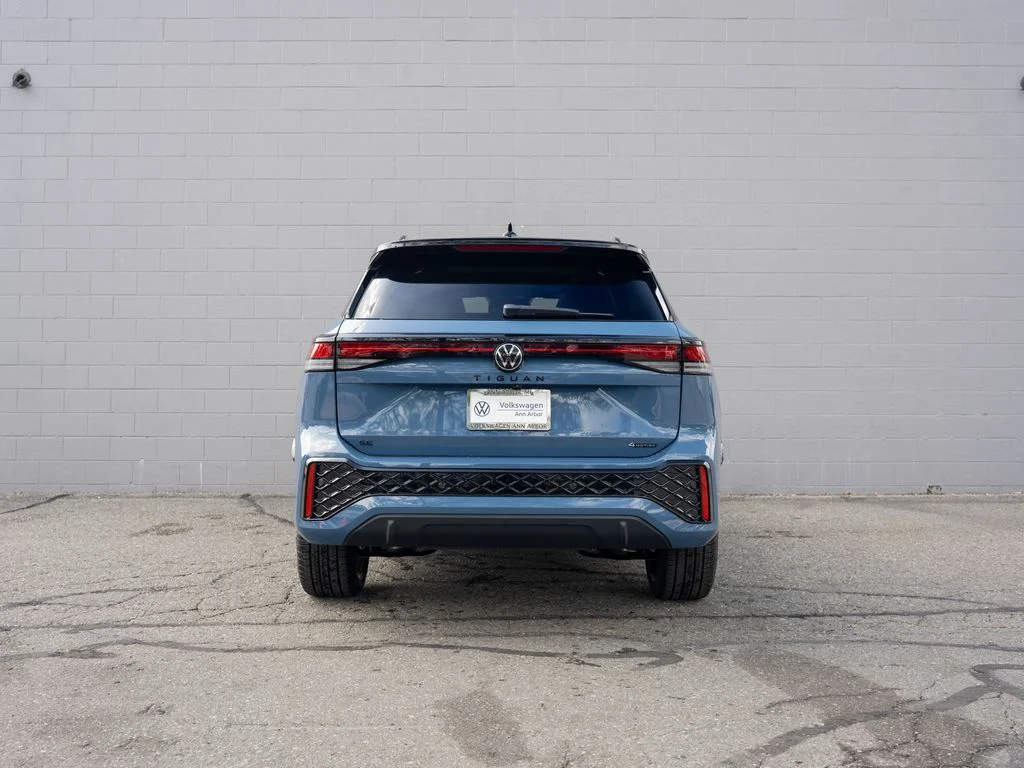 New 2026 Monterey Blue W/Deep Black Roof Volkswagen 2.0T SE R-Line Black image 5