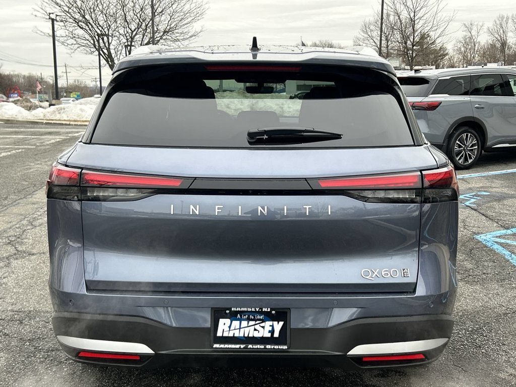 Certified Used 2026 Blue INFINITI LUXE image 17