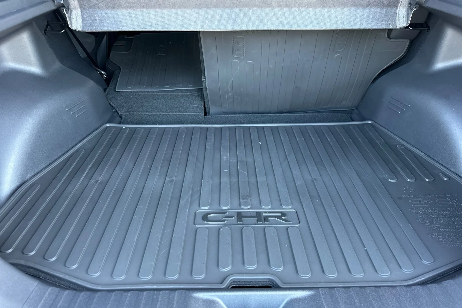 New 2026 Wind Chill Pearl <sup>1</sup> Toyota  SE image 14