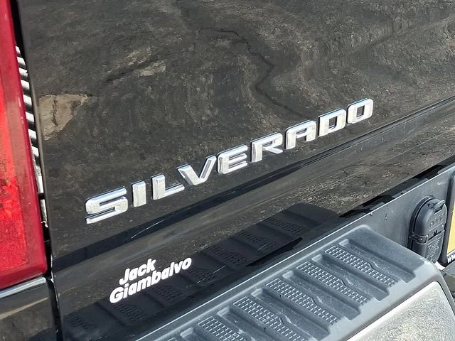 Used 2025 Black Chevrolet LT image 32
