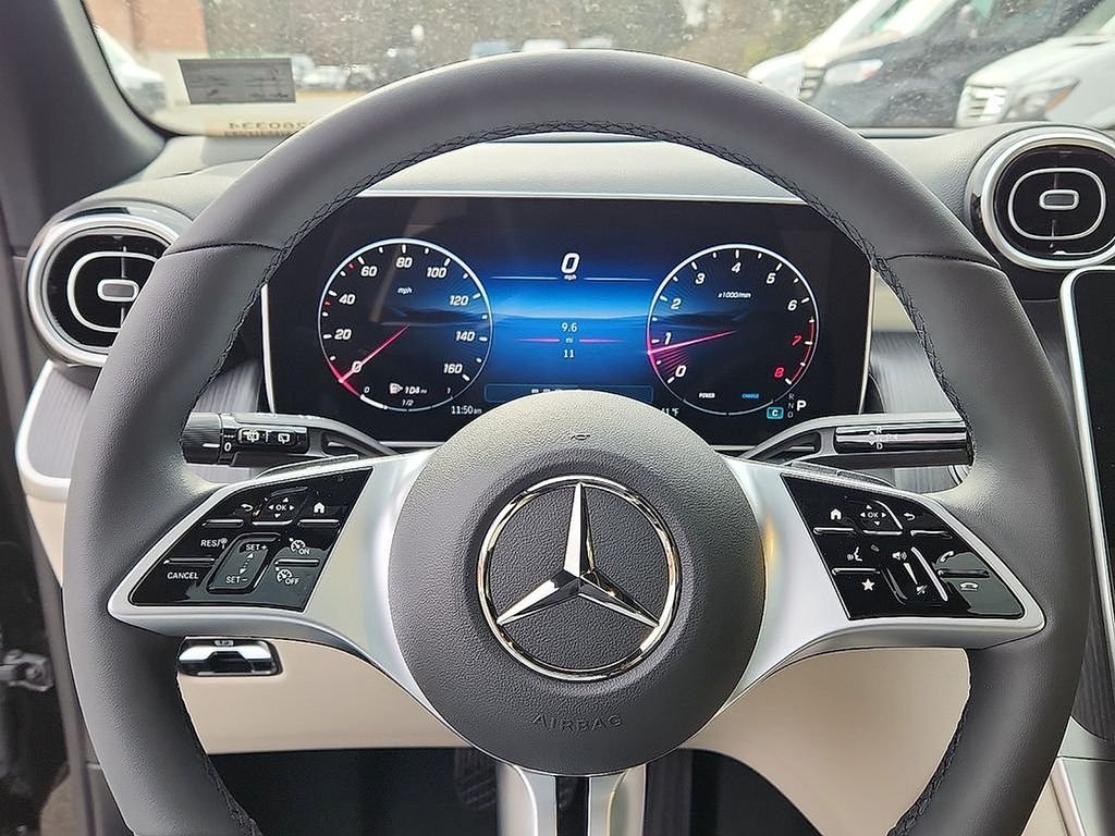 Used 2026 Black Mercedes-Benz GLC 300 image 13