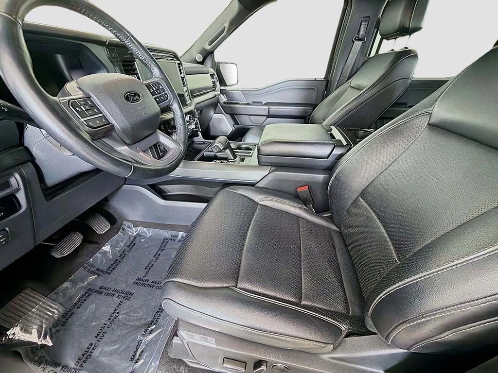 Used 2024 Carbonized Gray Metallic Ford Lariat image 23
