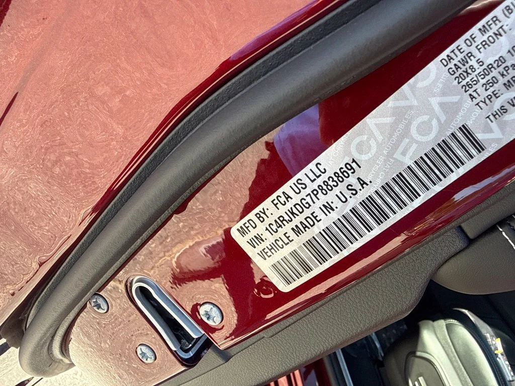 Used 2023 Red Jeep Overland image 36