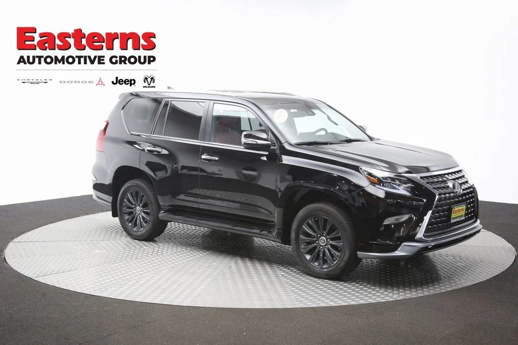 Used 2022 Black Lexus 460 image 57