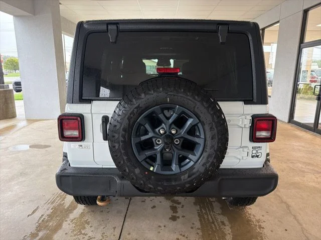 New 2026 Bright White Clearcoat Jeep 85th Anniversary Edition image 4
