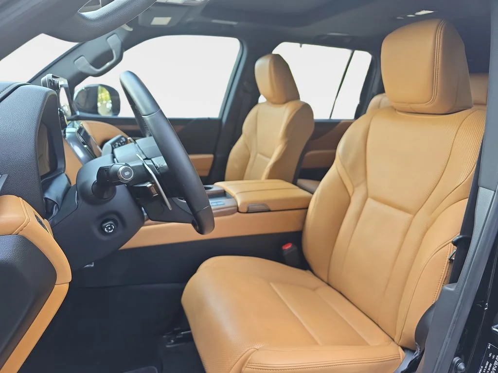Certified Used 2024 CAVIAR Lexus 600 Luxury image 19