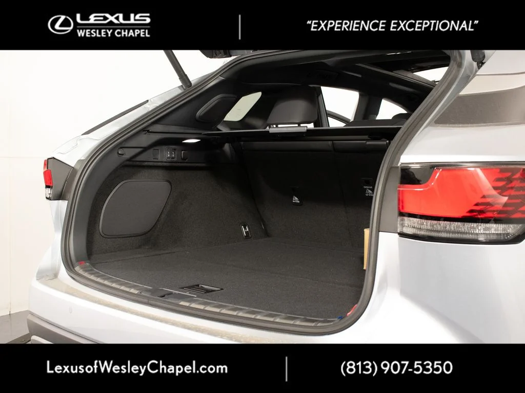 2026 Lexus RX 450h+ Luxury - Photo 16