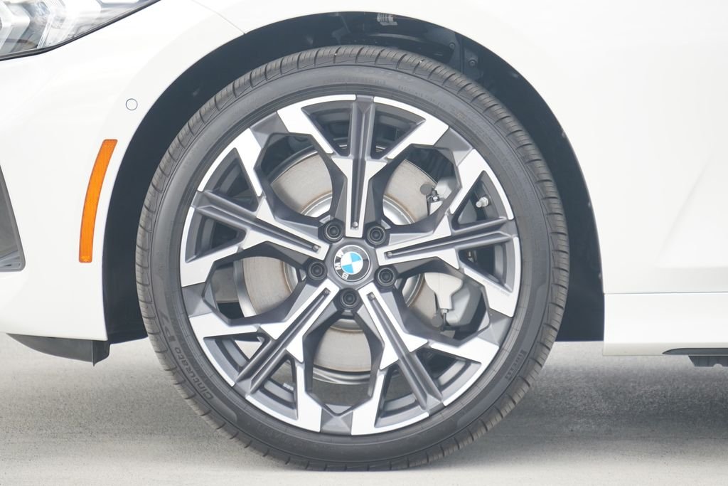 Used 2026 Alpine White BMW 330i image 5