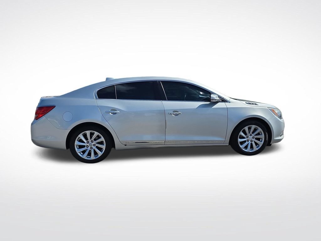 Used 2015 QUICKSILVER METALLIC Buick Leather image 8