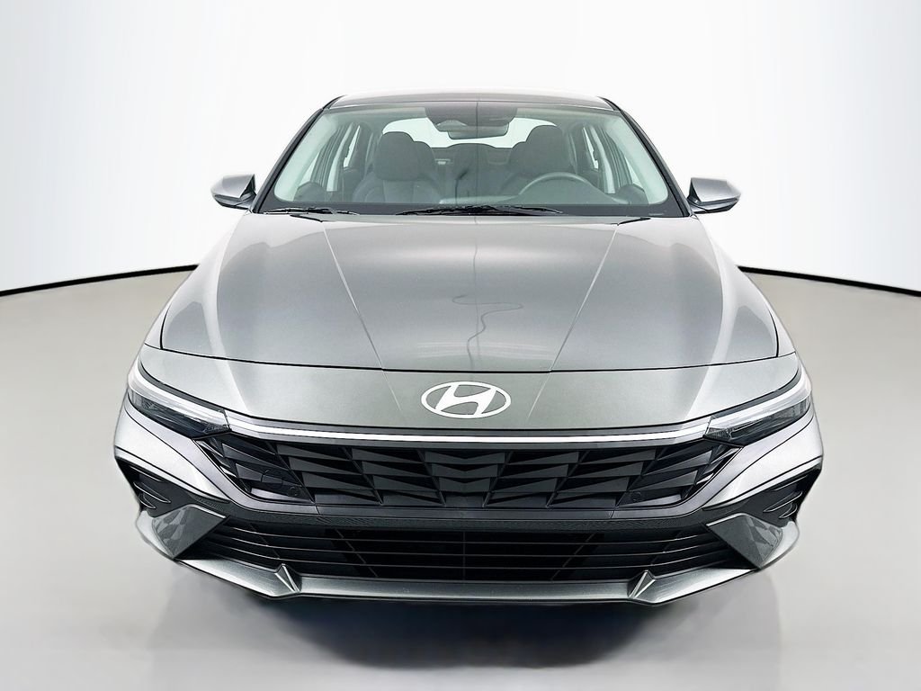 Used 2026 Gray Hyundai SE image 2