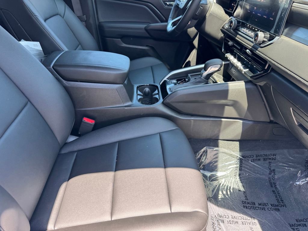New 2025 Summit White Chevrolet WT/LT image 8