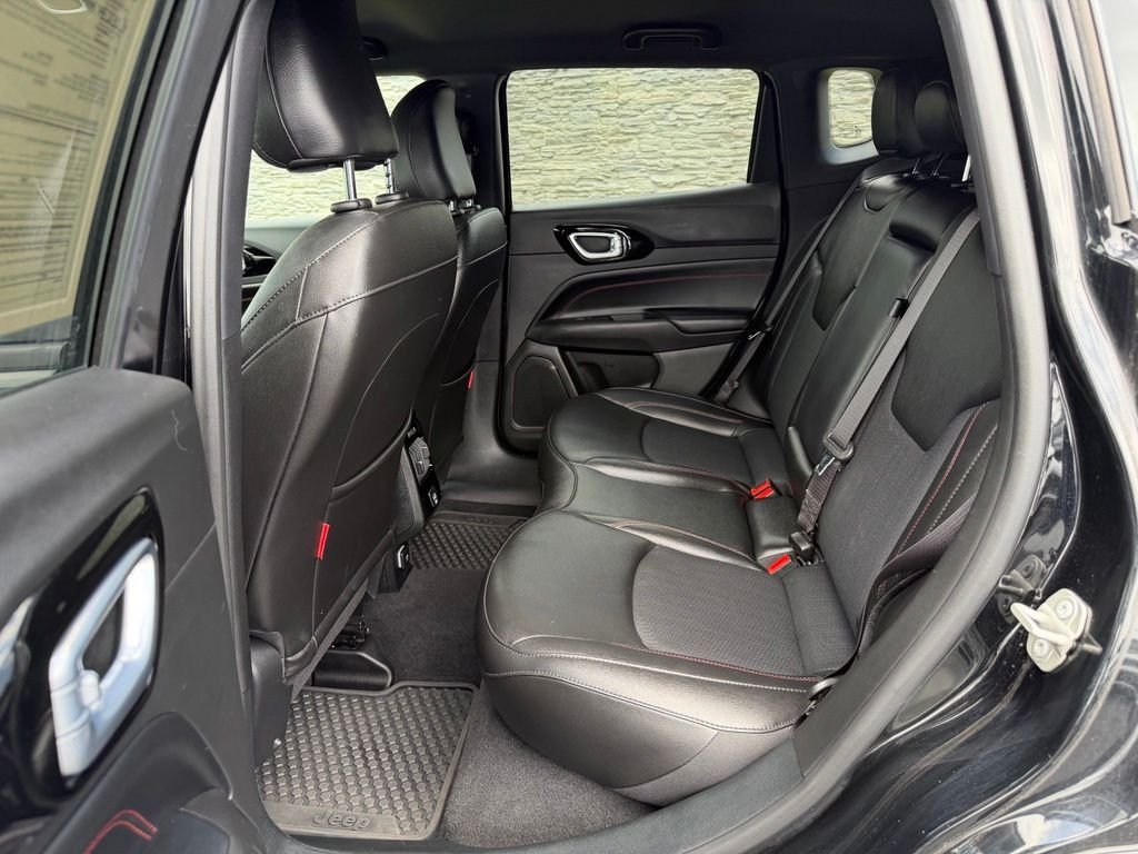 Used 2025 White/off-white Jeep Willys 4xe image 15