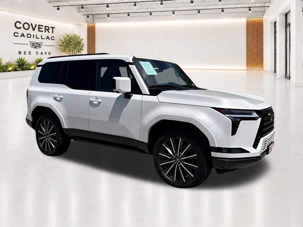 Used 2024  Lexus GX 550 Luxury image 5