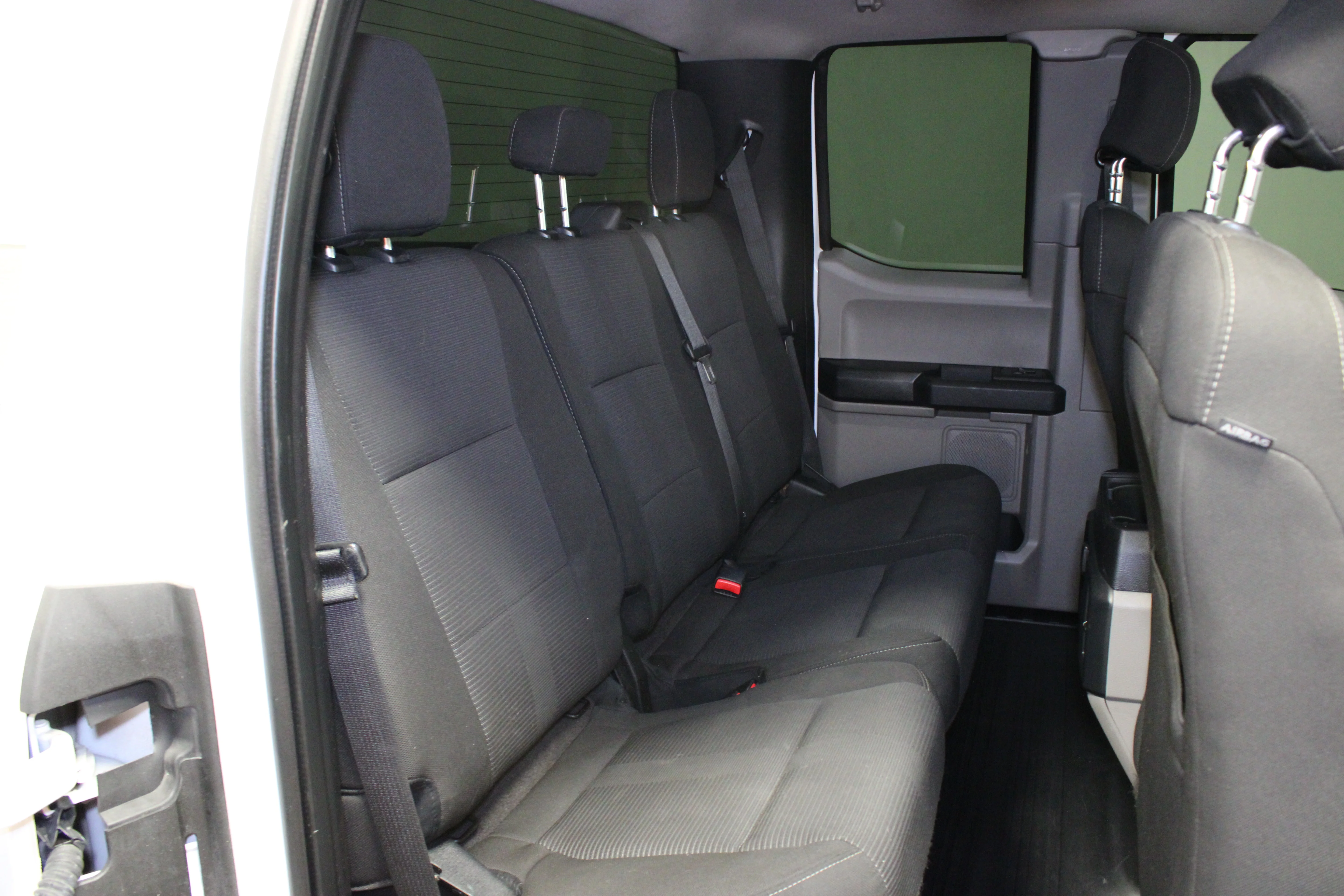 Used 2017 Oxford White Ford XL image 16