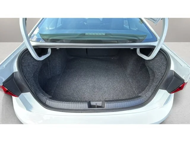 Used 2025  Volkswagen S image 30