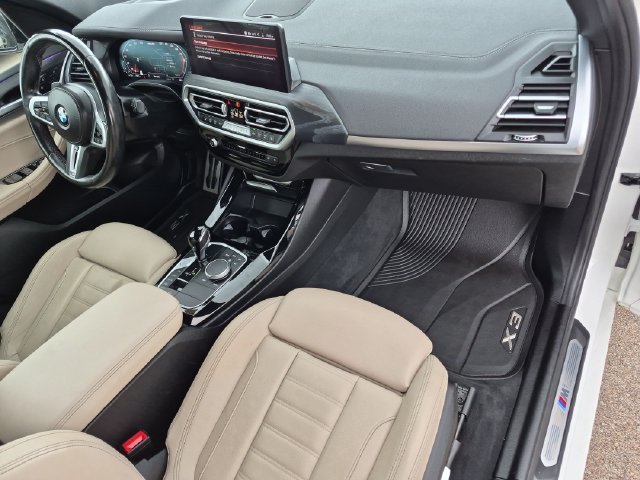 Used 2022 White BMW M40i image 31