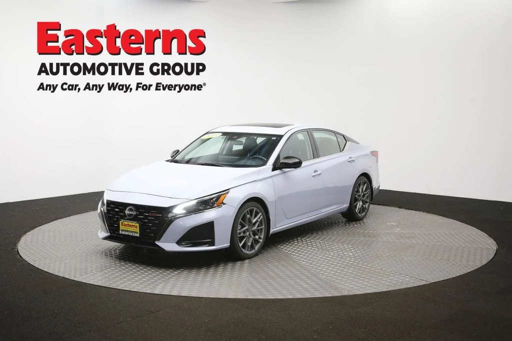 Used 2023 Gray Nissan 2.0 SR image 56