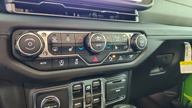 New 2026 Mojito (DISC) Jeep Mojave X image 27