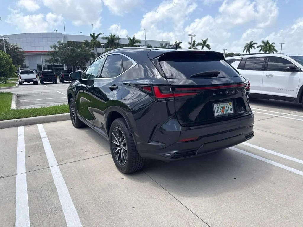 Used 2024 Cream Lexus NX 250 Premium image 8
