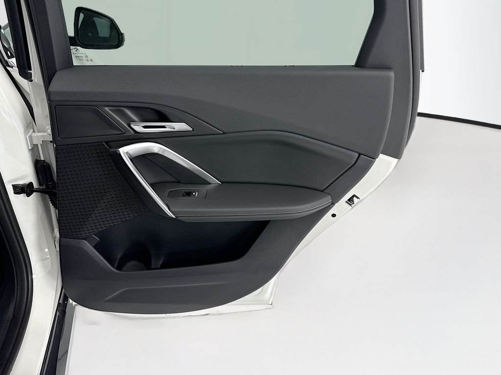 New 2026 Alpine White BMW xDrive28i image 26