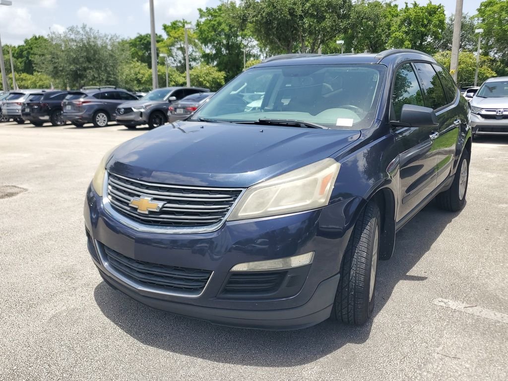 Used 2015 Blue Chevrolet LS image 3