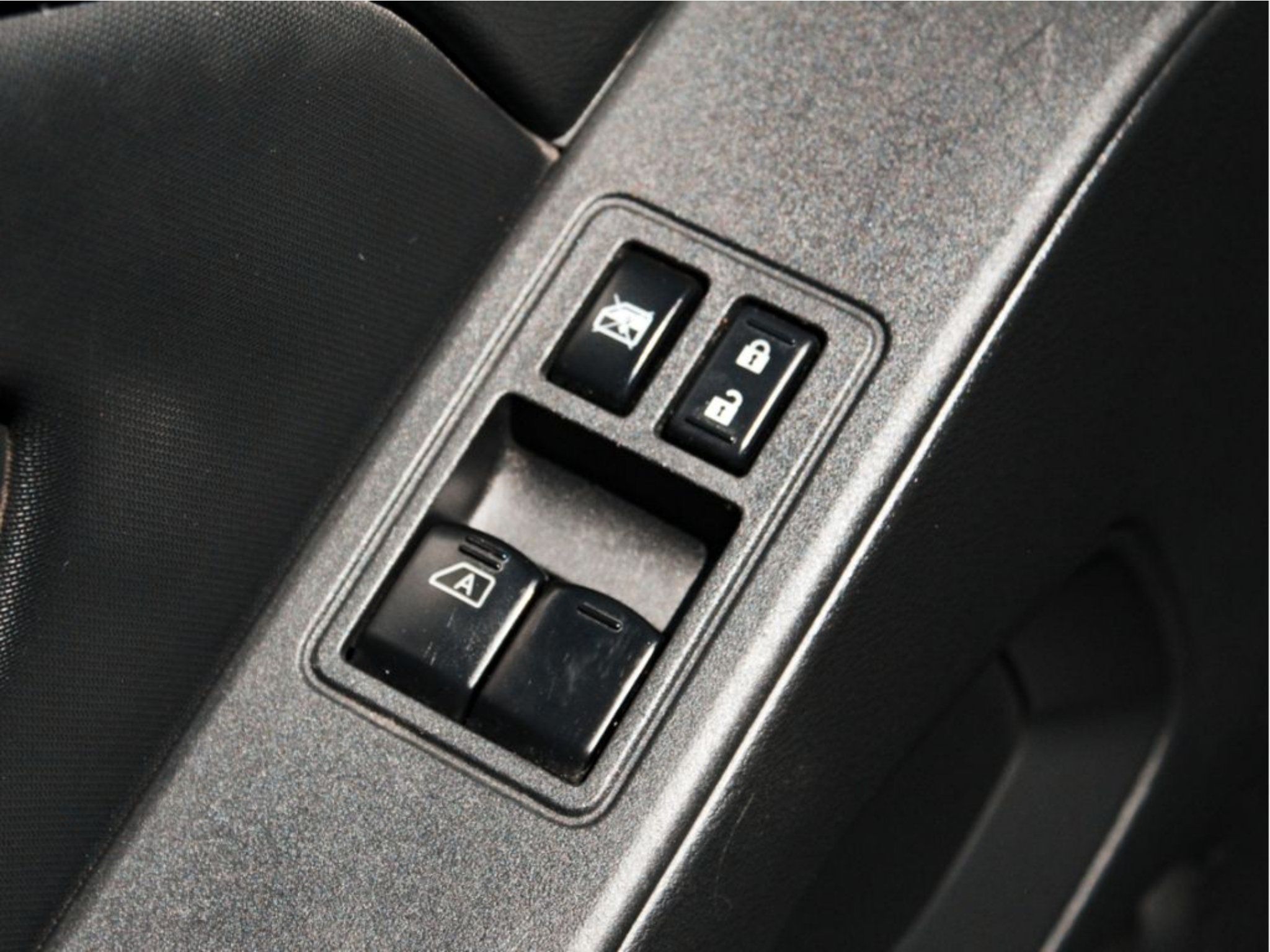 Used 2022 Gun Metallic Nissan S image 9