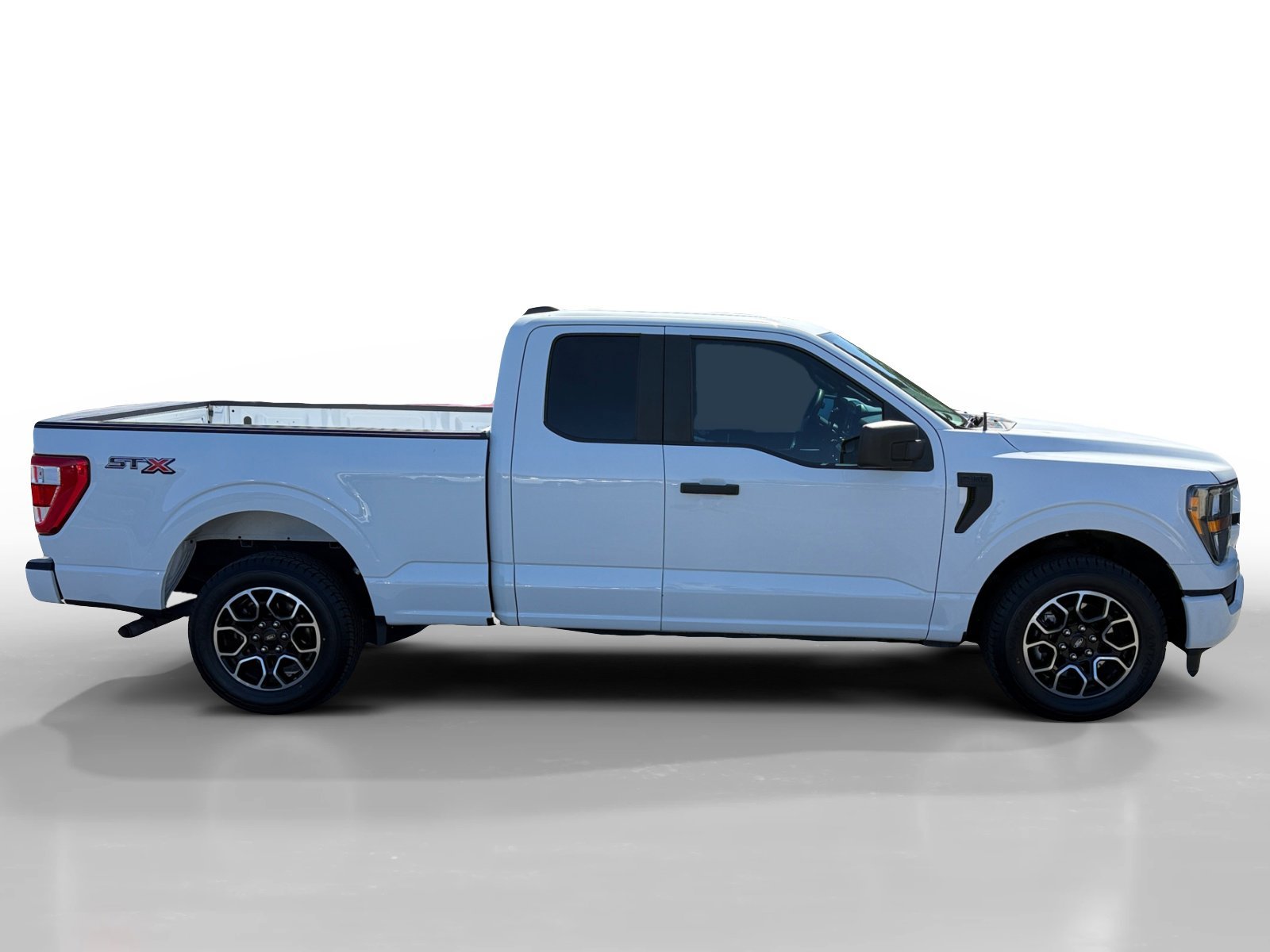 Certified Used 2023 Oxford White Ford XL image 6