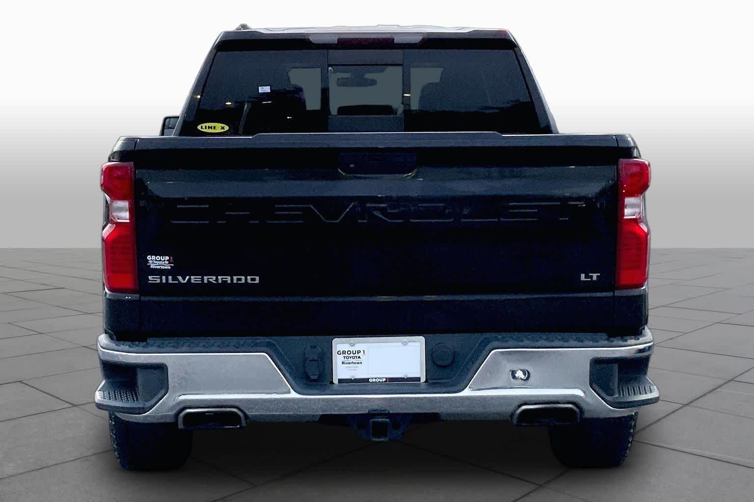 Used 2019 Black Chevrolet LT image 5