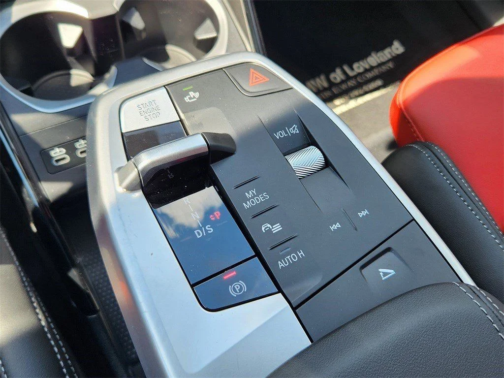 2025 BMW X1 28i - Photo 17