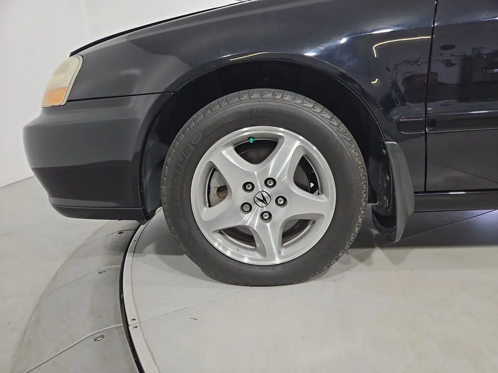 Used 2003 Gray Acura 3.2 image 25