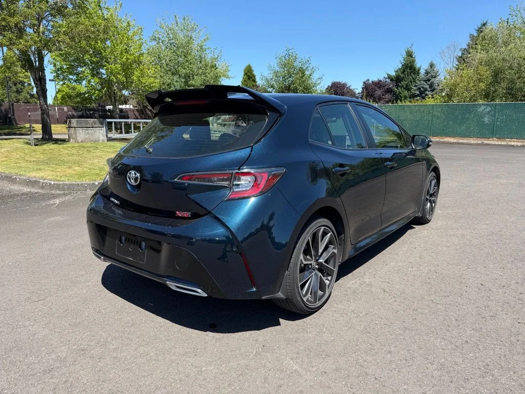 Used 2022 Galactic Aqua Mica Toyota XSE image 7