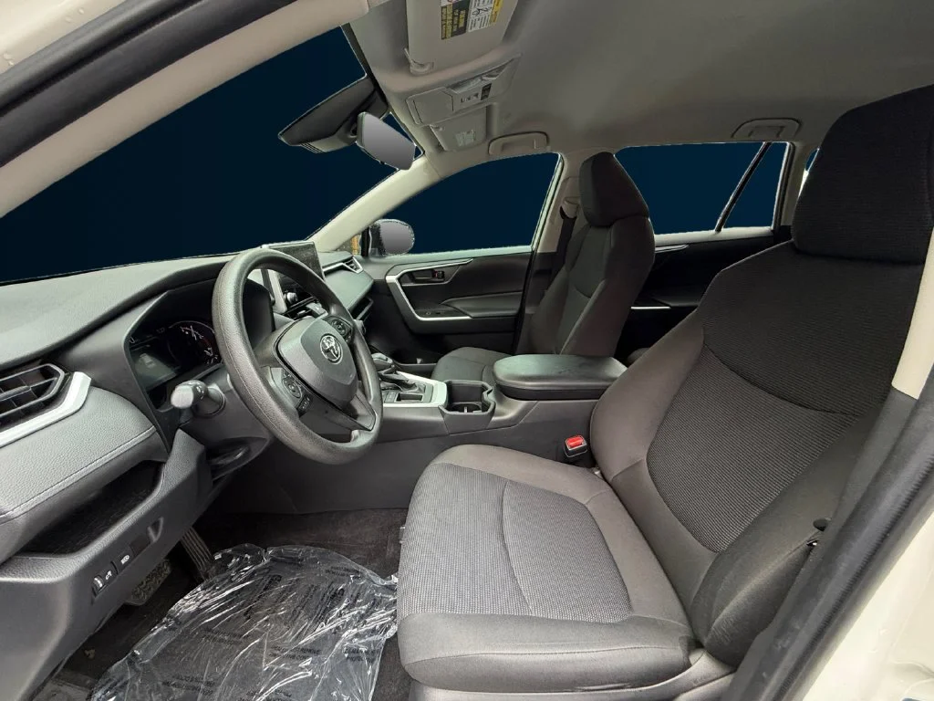 Used 2023 White Toyota LE image 10