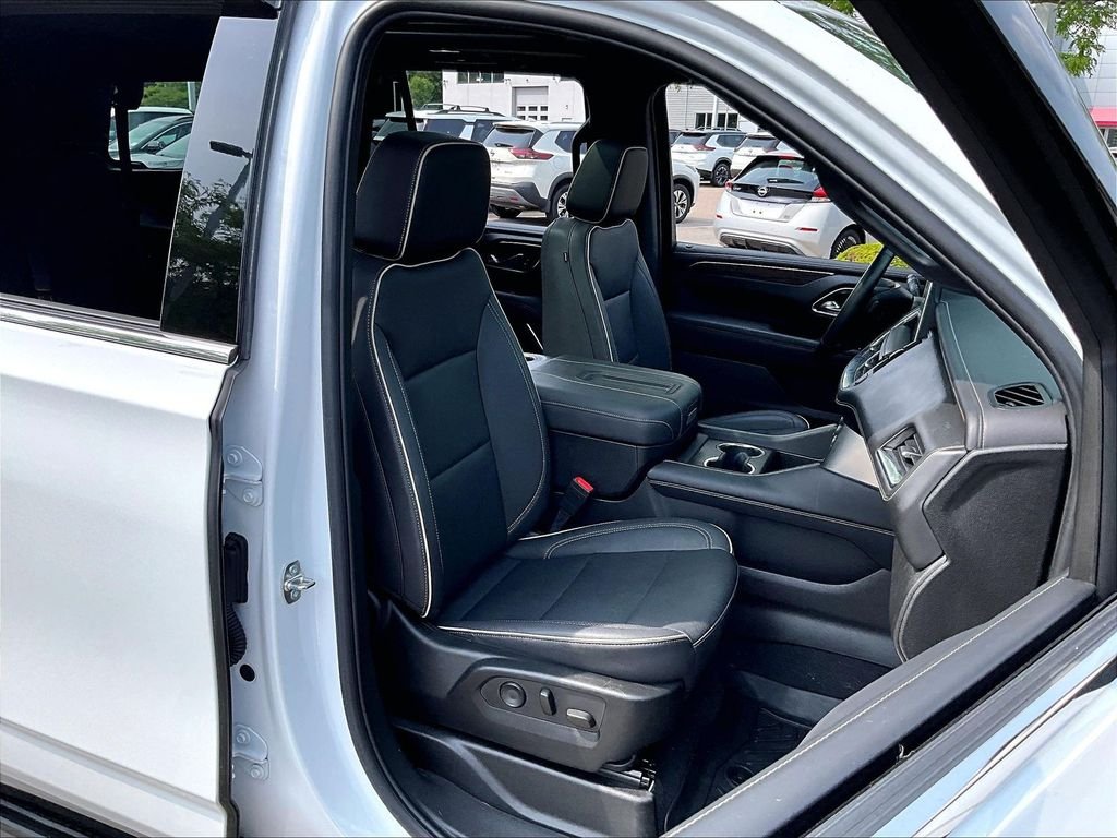 Used 2023 White Chevrolet Premier image 11
