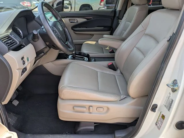 Used 2019  Honda RTL-E image 11