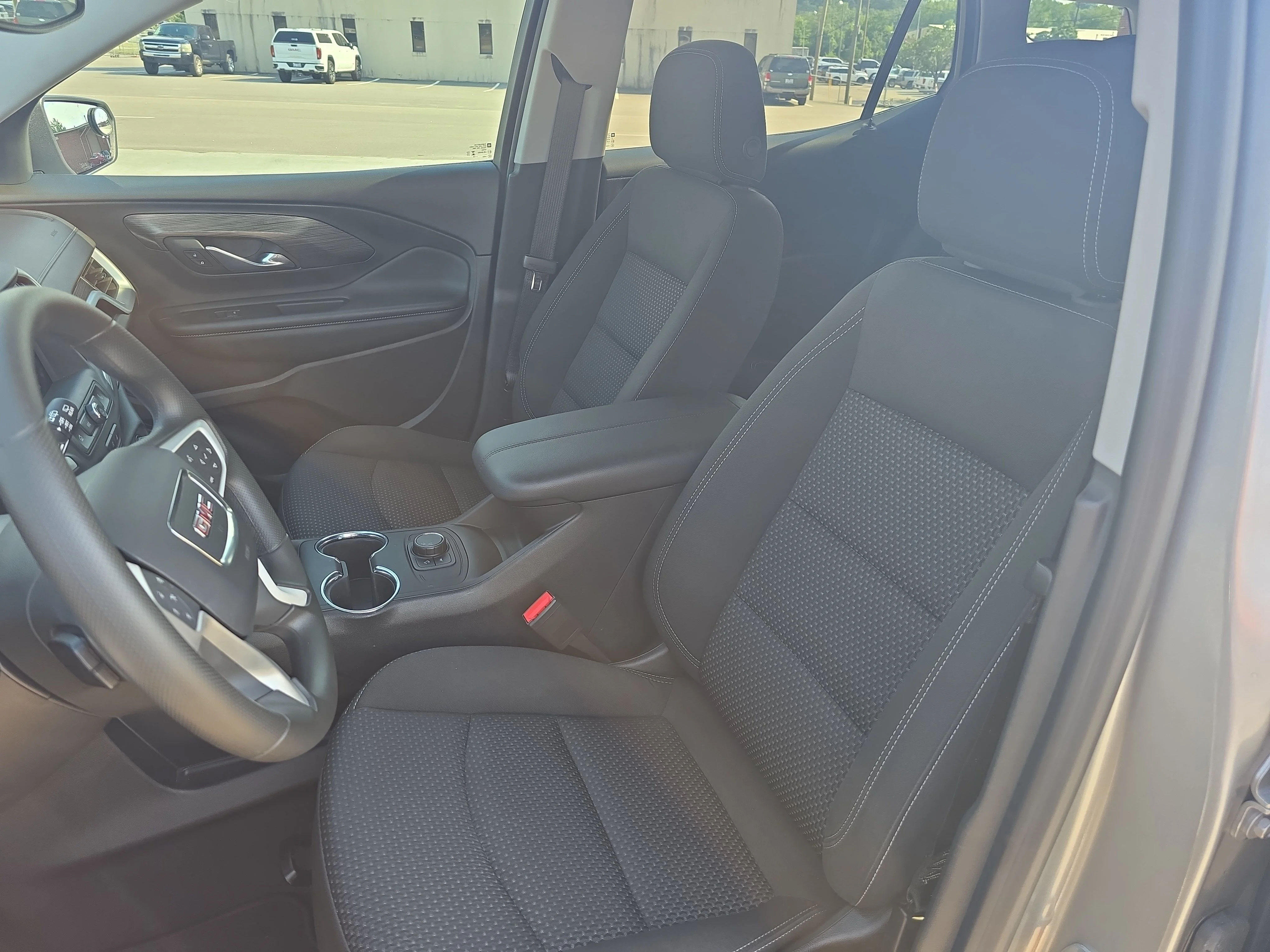 Used 2023 Sterling Metallic GMC SLE image 14