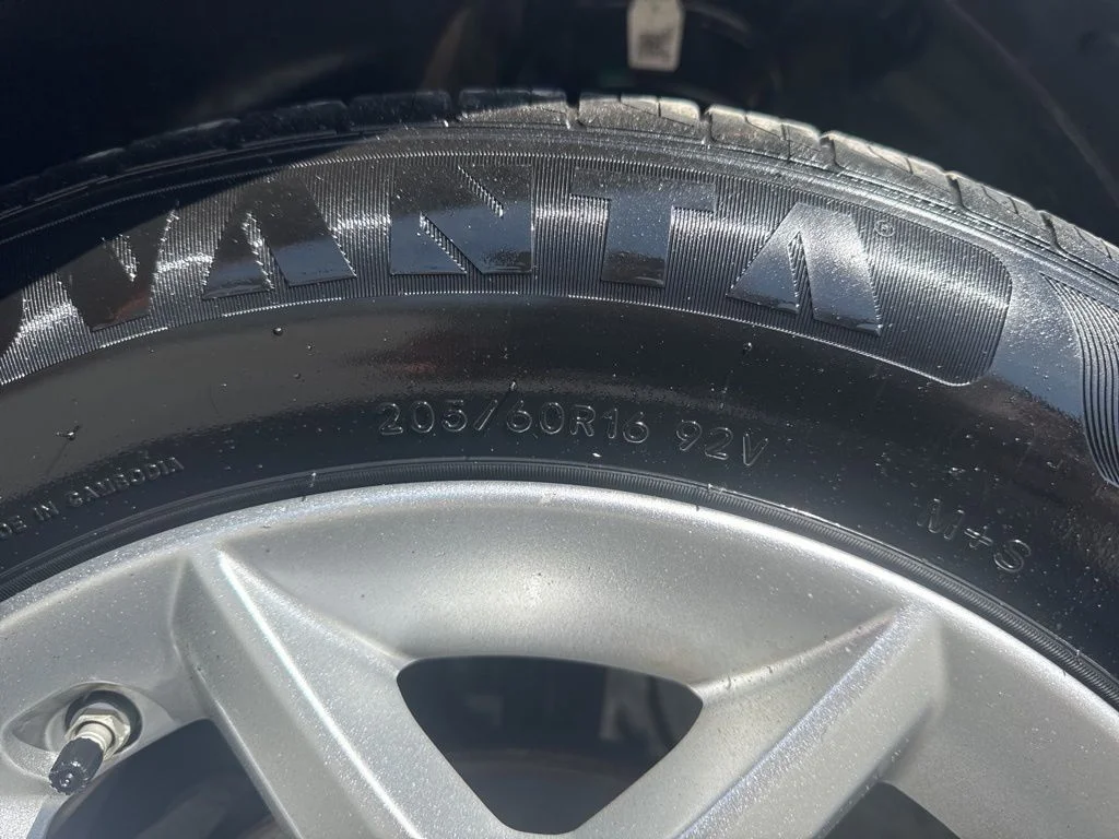 Used 2024 Gray Kia LX image 27