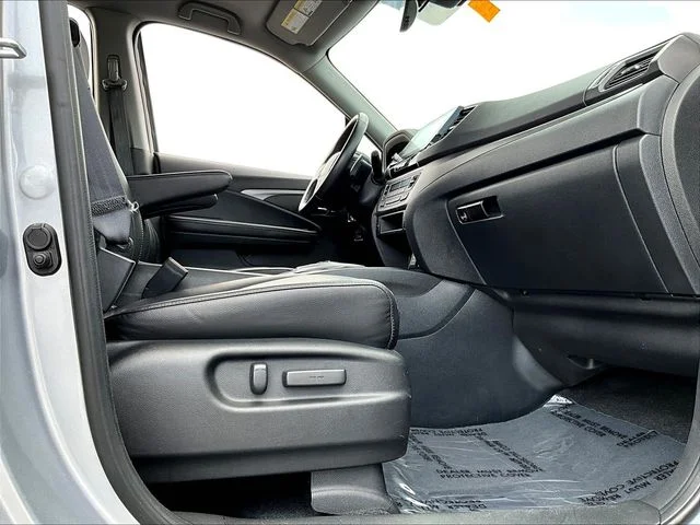 Used 2023 Silver Honda RTL-E image 34