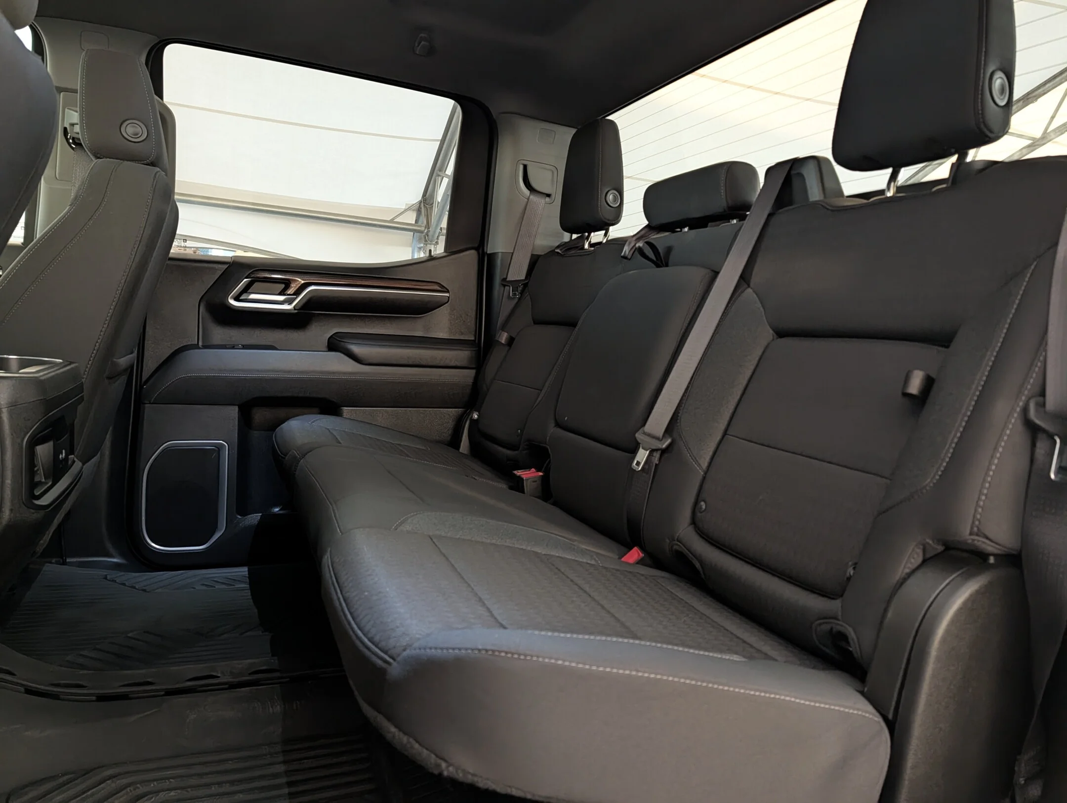 Used 2022 Black Chevrolet RST Z71 Offroad - 13.4 Touchscreen - Heated W - 4WD Crew Cab 147 RST image 27