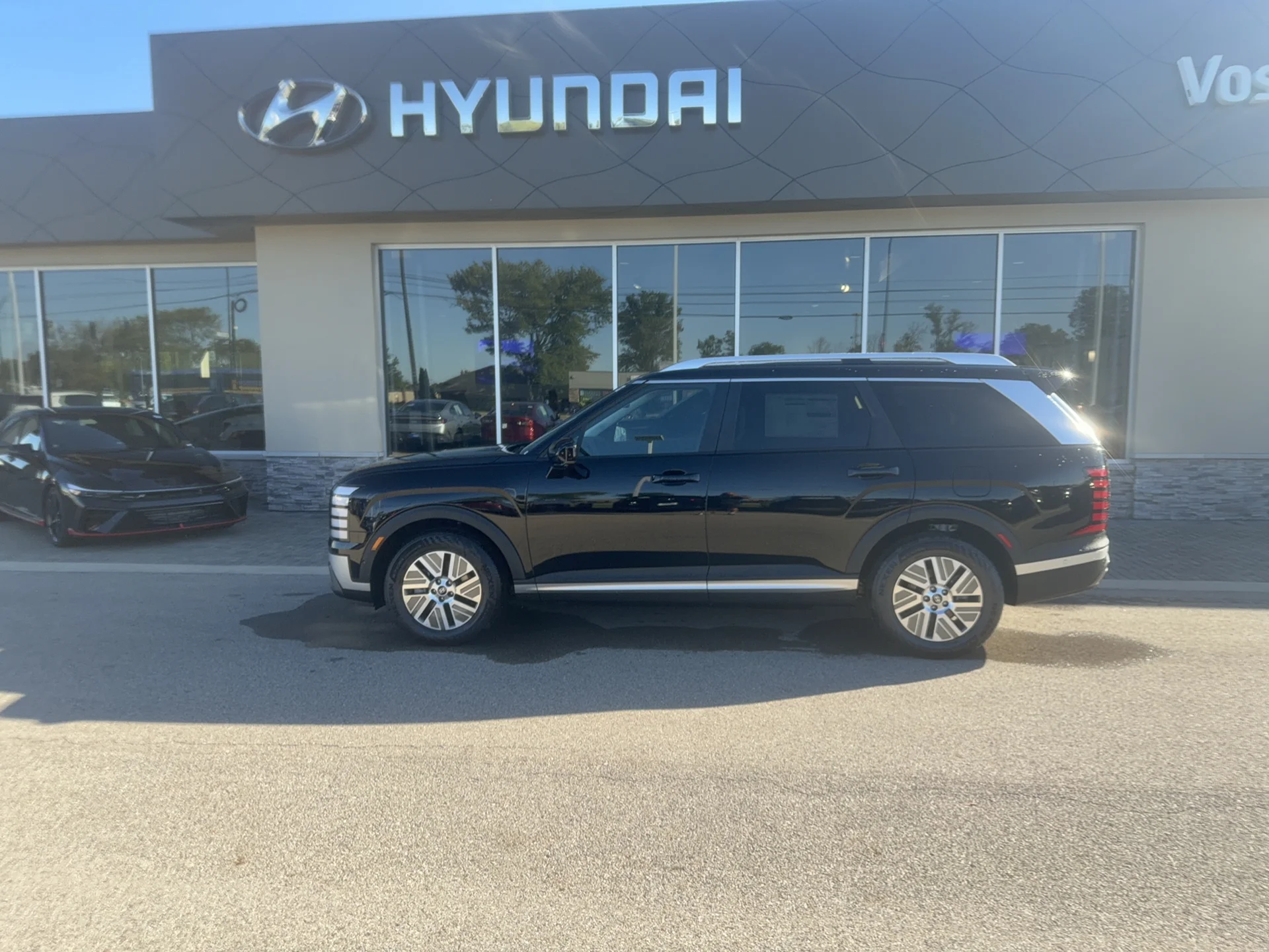 New 2027 Abyss Black Pearl Hyundai SEL Premium 7P image 2