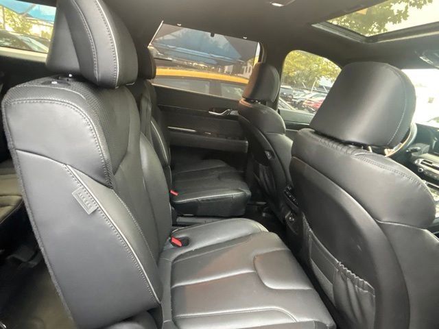 Used 2023 Abyss Black Pearl Hyundai Calligraphy image 9